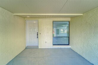 1326 Idlewood Dr in Sun City Center, FL - Building Photo - Building Photo