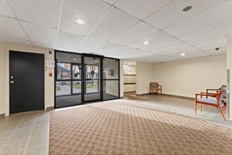 360 Caron Ave in Windsor, ON - Building Photo - Building Photo