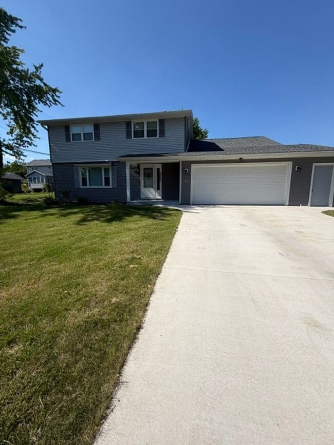 property at 2206 E 32nd St