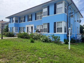 512 Phoenix Ave in Daytona Beach, FL - Building Photo