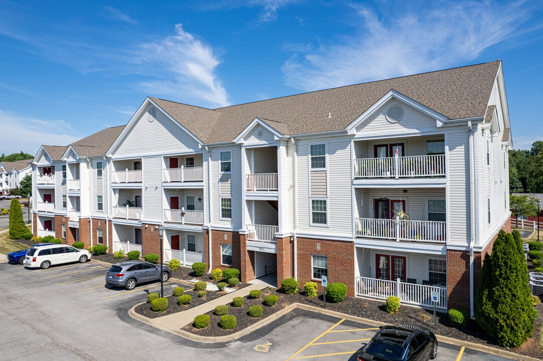 Golf Brook Apartments in Elizabethtown, KY - Building Photo