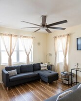 2128 Courtland Ave, Unit Unit C in Charleston, SC - Building Photo