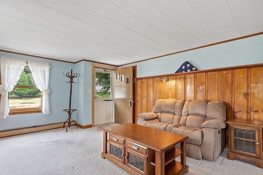 25 Madison St in Marlborough, MA - Building Photo