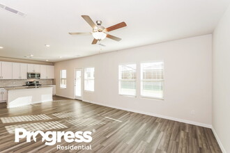 1407 Rolling Fox Dr in Heartland, TX - Building Photo - Building Photo