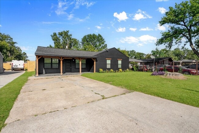 5219 Cosby St in Houston, TX - Building Photo - Building Photo