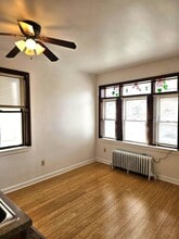 575 Farmington Ave in Hartford, CT - Foto de edificio - Building Photo