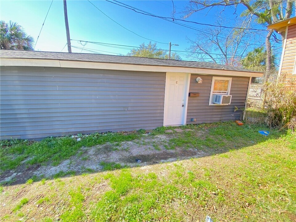 1131 SE 36th St in Savannah, GA - Building Photo