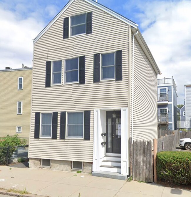 property at 112 W 7th St