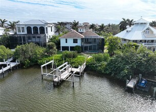 201 San Mateo Dr in Bonita Springs, FL - Building Photo - Building Photo