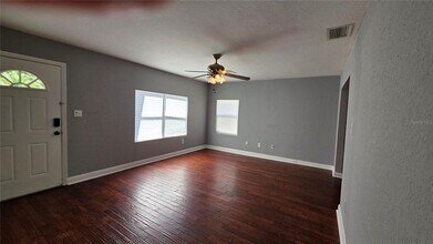 936 E Shadowlawn Ave in Tampa, FL - Building Photo - Building Photo