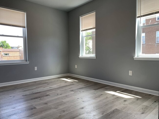 517 S 42nd St in Philadelphia, PA - Building Photo - Building Photo