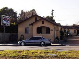 139 S Rosemead Apartments