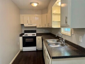 2020 N Alexander St in Sherman, TX - Building Photo - Building Photo