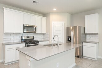 29542 Bryans Mnr in Katy, TX - Building Photo - Building Photo