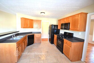 3305 Northcliff Dr in Suwanee, GA - Foto de edificio - Building Photo