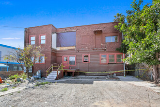 1034 Beacon Ave in Los Angeles, CA - Building Photo - Building Photo