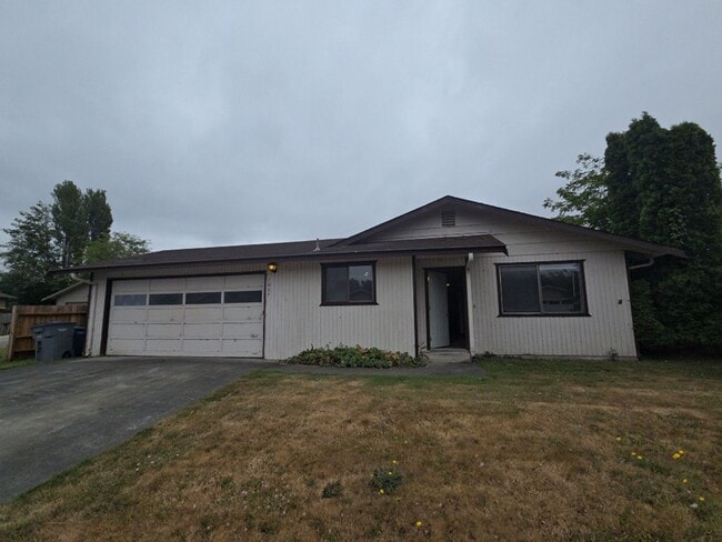 property at 1657 Benjamin Ct
