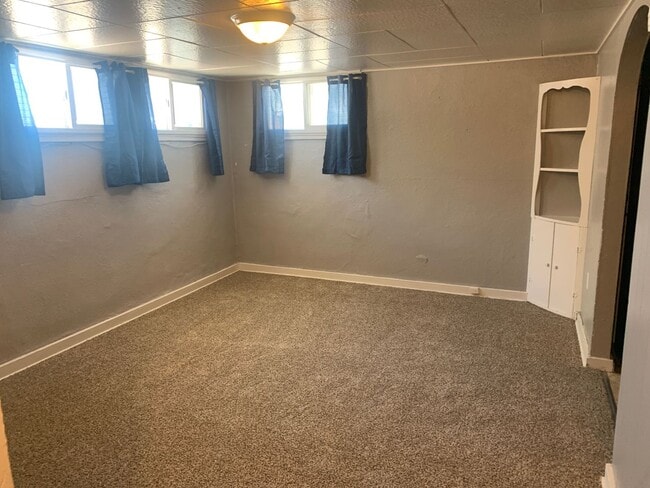 property at 615 19th St