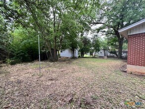 459 Lindsey St in San Marcos, TX - Building Photo - Building Photo