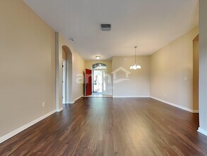1304 Emerald Hill Way in Valrico, FL - Building Photo - Building Photo
