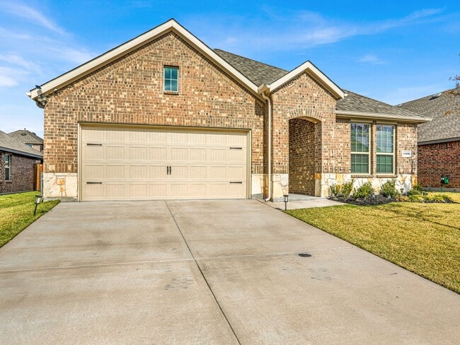 property at 1008 Honey Maple St