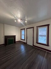 2124 Peekskill St in Pittsburgh, PA - Building Photo - Building Photo
