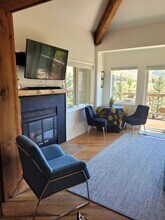 4114 Bluff Condo Dr in Sun Valley, ID - Building Photo - Building Photo