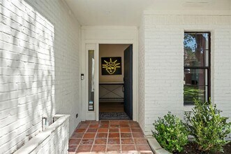 5816 Secrest Dr in Austin, TX - Building Photo - Building Photo