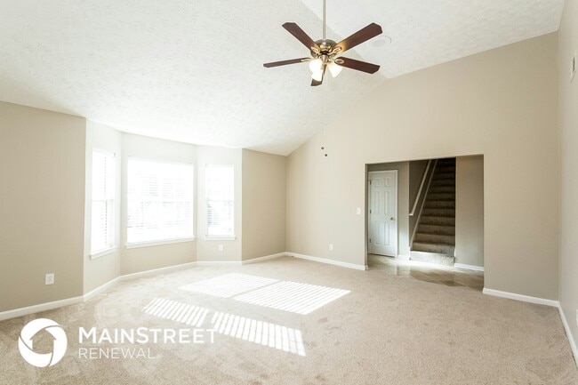 6650 Etterlee Dr in Stone Mountain, GA - Foto de edificio - Building Photo