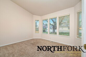 1785 N Trail Creek Way in Eagle, ID - Building Photo - Building Photo