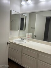 3249 Liahona Way in Las Vegas, NV - Building Photo - Building Photo