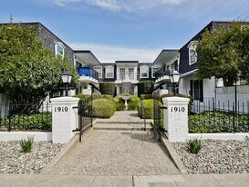 1910 Mt Vernon Ct in Mountain View, CA - Building Photo