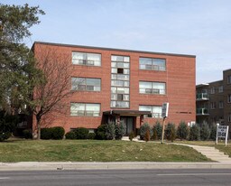 WESTLAW APARTMENTS in Toronto, ON - Building Photo