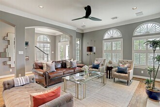 2810 Helena St in Houston, TX - Building Photo - Building Photo