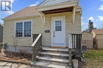 100 Harrold Pl in Ottawa, ON - Building Photo - Building Photo