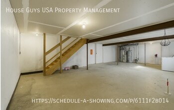 8308 N Barclay Cir in Kansas City, MO - Building Photo - Building Photo