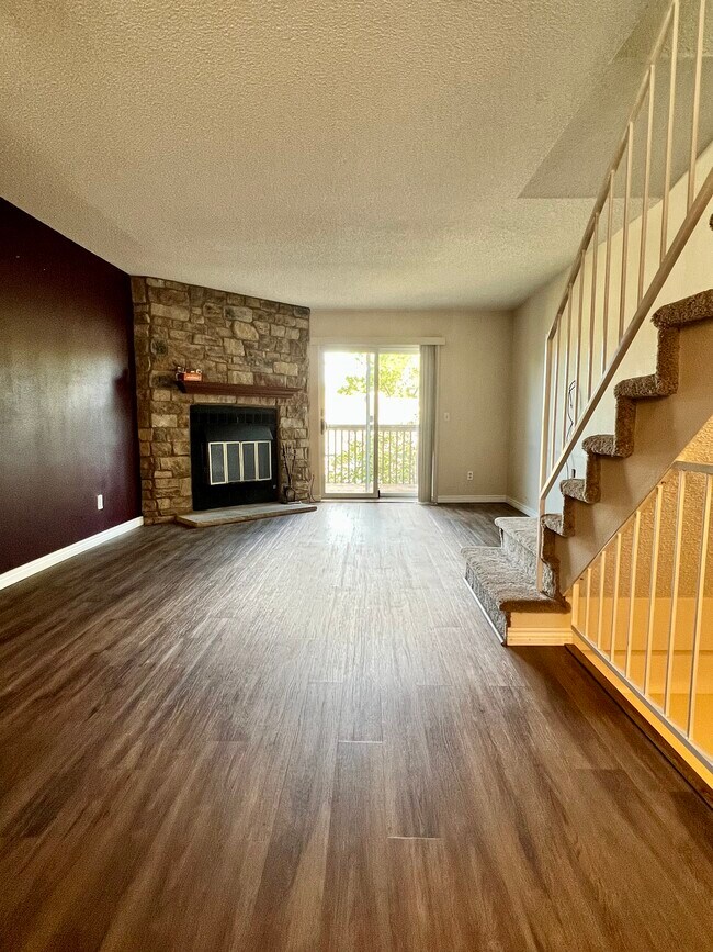 10314 W Dartmouth Ave Rentals in Lakewood, CO