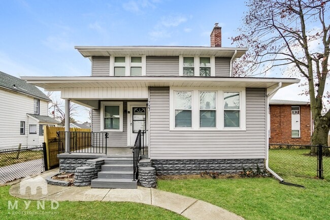 property at 727 Reinhard Ave