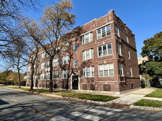 816-822 E Marquette Rd in Chicago, IL - Building Photo - Primary Photo