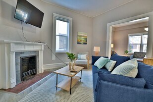 2813 Garfield Ave in Minneapolis, MN - Building Photo
