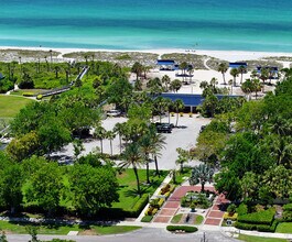 1932 Harbourside Dr in Longboat Key, FL - Building Photo - Building Photo