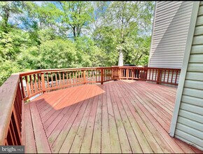 9632 Hadleigh Ct in Laurel, MD - Building Photo - Building Photo