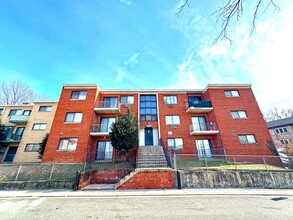 4020-4040 Livingston Rd SE in Washington, DC - Building Photo - Building Photo