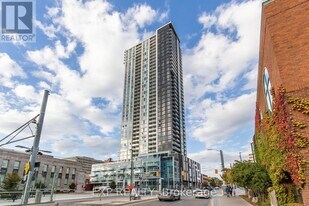 60 Frederick St in Kitchener, ON - Building Photo