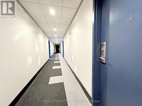 397 Codd's Rd in Ottawa, ON - Building Photo - Building Photo