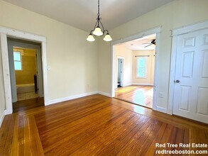24 Weld Hill St, Unit 2 in Boston, MA - Building Photo - Building Photo