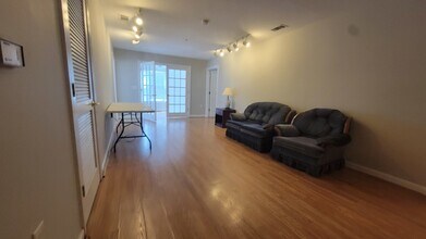 929 Morreene Rd in Durham, NC - Building Photo - Building Photo