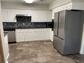 22307 Cimarron Pkwy in Katy, TX - Building Photo - Building Photo