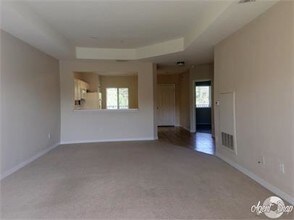 10010 Maddox Ln-Unit -216 in Bonita Springs, FL - Foto de edificio - Building Photo