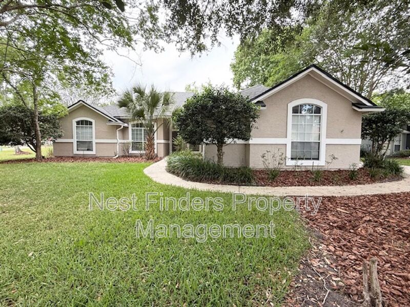 816 Brookstone Ct in Jacksonville, FL - Building Photo